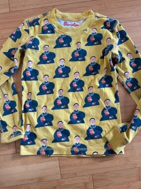 LIKE NEW! Piccolina Kids Yellow Graphic RBG Cotton Long-sleeve Tee Sz 12